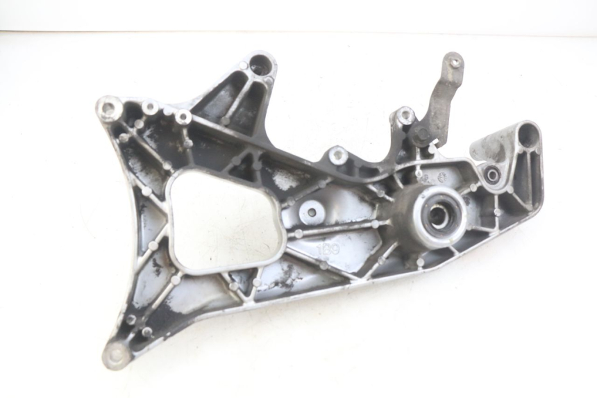 photo de SUPPORTO VASO YAMAHA XMAX X-MAX 125 (2006 - 2009) - Zoom sullo stato d'uso