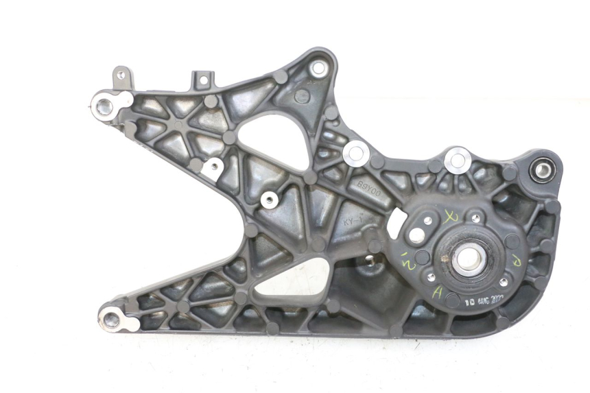 photo de SCARICO STAFFA YAMAHA XMAX X-MAX 125 (2021 - 2025) - Zoom sullo stato d'uso