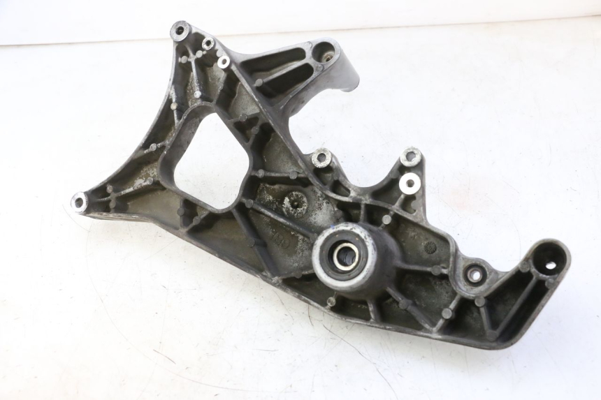 photo de SUPPORTO VASO YAMAHA X-MAX XMAX 125 (2010 - 2013) - Altra angolazione