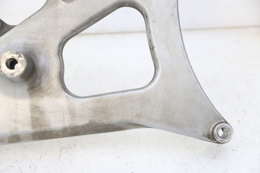 photo de SUPPORTO VASO YAMAHA X-MAX XMAX 125 (2010 - 2013) - Stato della superficie e materiale