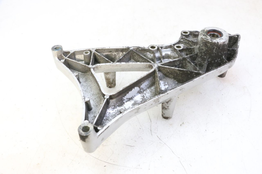 photo de SUPPORTO VASO YAMAHA X-MAX XMAX 250 (2006 - 2009) - Dettaglio del componente