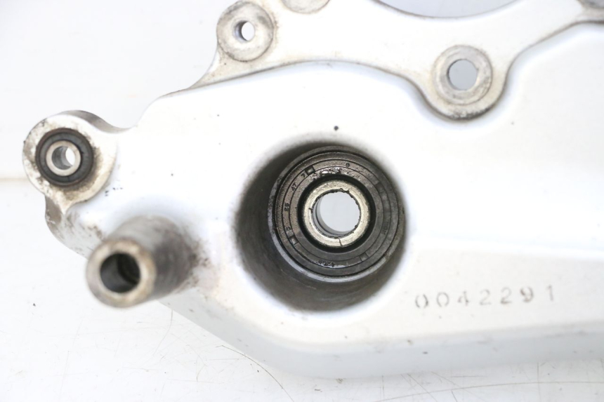 photo de SUPPORTO VASO YAMAHA X-MAX XMAX 250 (2006 - 2009) - Ricambio usato controllato