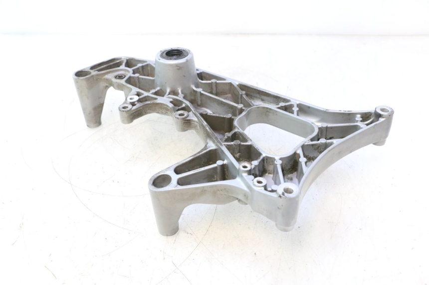 photo de SUPPORTO VASO YAMAHA XMAX X-MAX 125 (2006 - 2009) - Altra angolazione