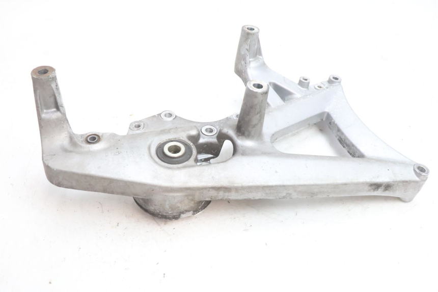 photo de SUPPORTO VASO YAMAHA X-MAX XMAX 125 (2010 - 2013) - Dettaglio del componente