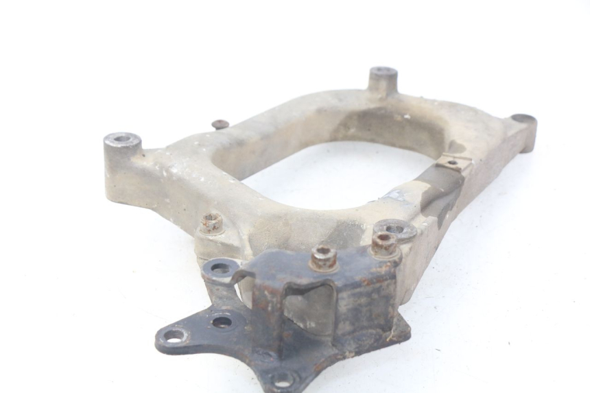 photo de SUPPORTO VASO PIAGGIO X7 125 (2007 - 2013) - Altra angolazione