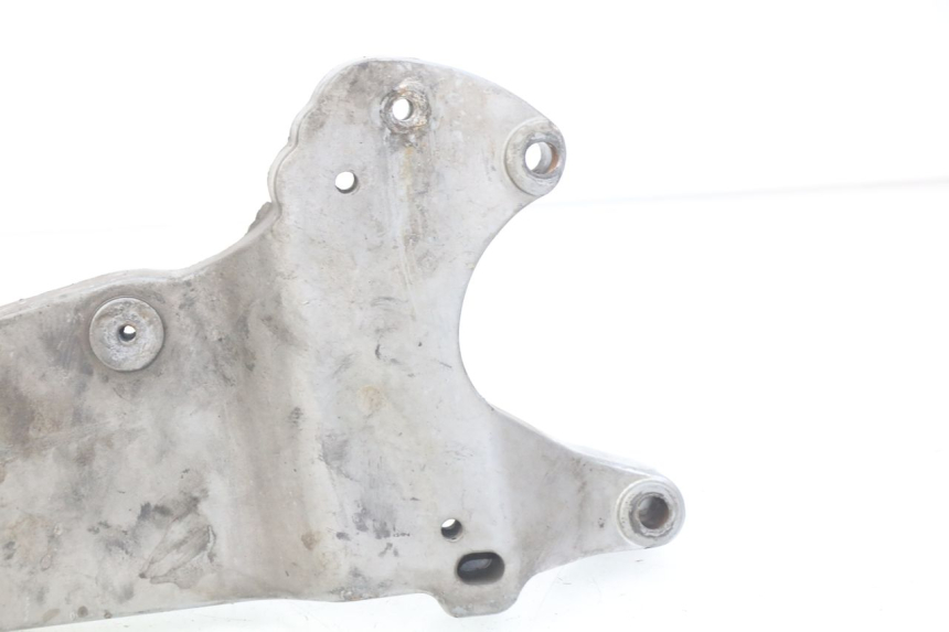 photo de SUPPORTO VASO YAMASAKI YM T 125 (2015 - 2020) - Altra angolazione