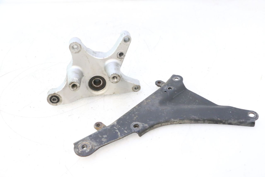 photo de SUPPORTO VASO YAMAHA YP MAJESTY 125 (2002 - 2006) - Vista principale