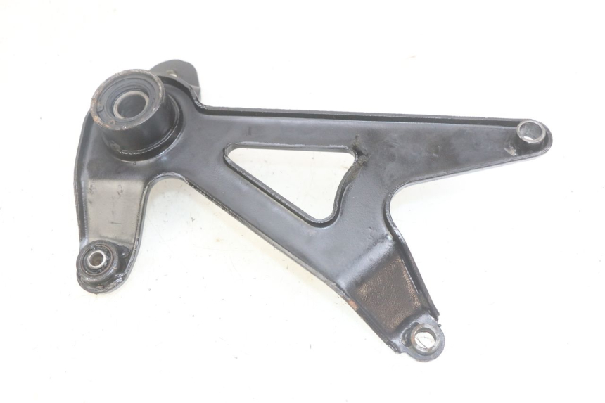 photo de SUPPORTO VASO YIYING YY125T 125 (2006 - 2014) - Dettaglio del componente