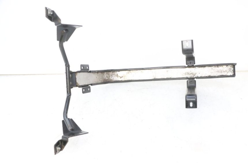 photo de SUPPORTO SERBATOIO CARBURANTE QUADRO 4 4D 350 (2015 - 2018) - Zoom sullo stato d'uso