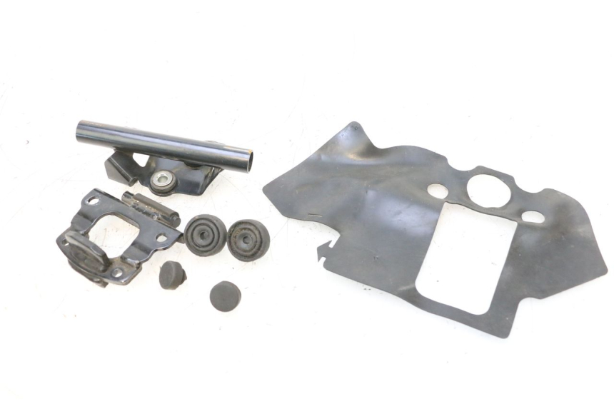 photo de SUPPORTO SERBATOIO CARBURANTE KAWASAKI ER-6 ER6 F ABS 650 (2012 - 2016) - Vista principale