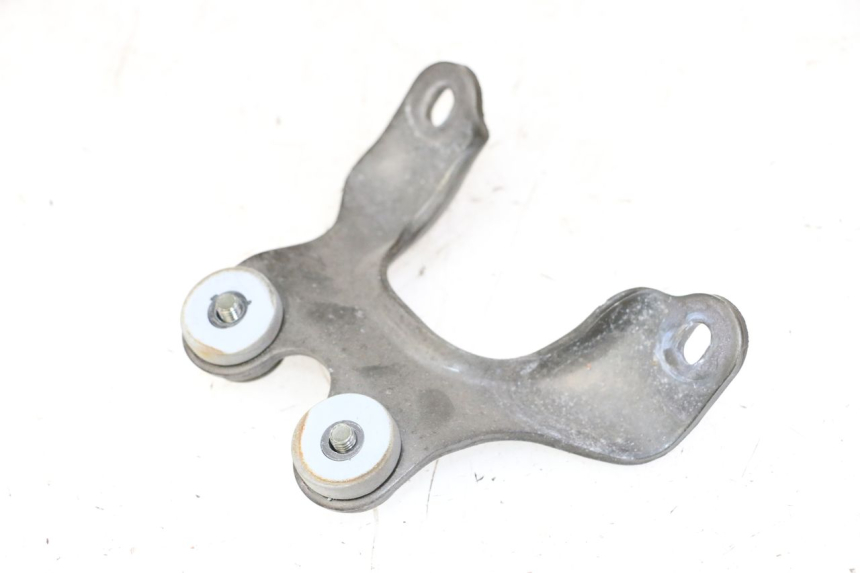 photo de SUPPORTO SERBATOIO CARBURANTE YAMAHA FZ6 FAZER S2 600 (2007 - 2011) - Dettaglio del componente