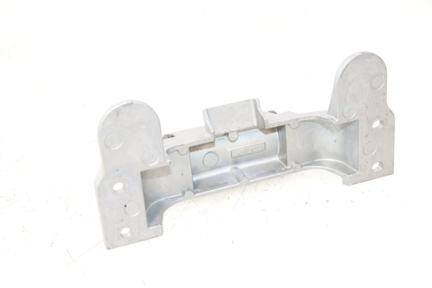 photo de SUPPORTO SERBATOIO YAMAHA FZ8 800 (2010 - 2016) - Altra angolazione