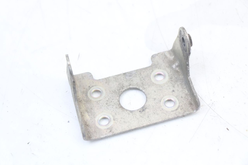 photo de SUPPORTO SERBATOIO CARBURANTE SUZUKI GSR 750 (2011 - 2017) - Stato della superficie e materiale