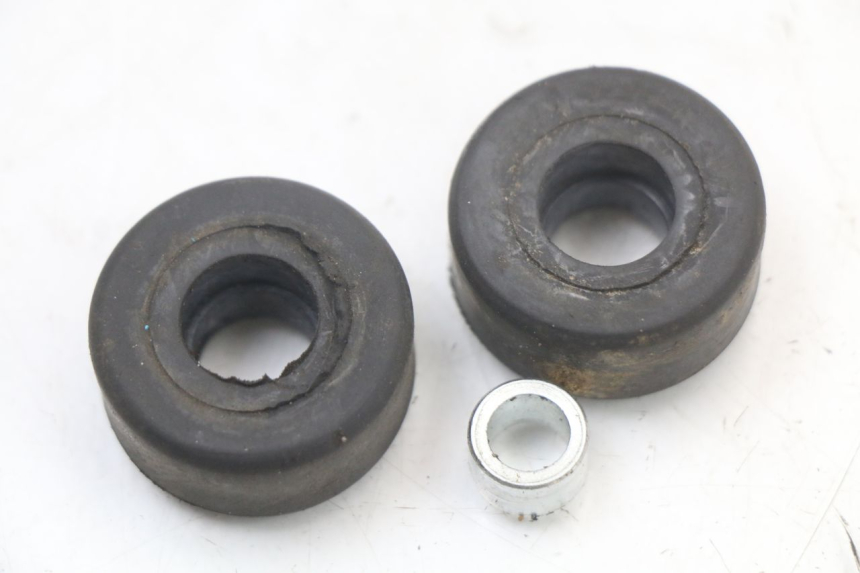 photo de SUPPORTO SERBATOIO CARBURANTE RIEJU MRT 50 (2018 - 2021) - Zoom sullo stato d'uso