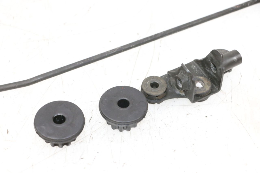 photo de SUPPORTO SERBATOIO CARBURANTE HONDA NSR R 125 (1994 - 2003) - Dettaglio del componente