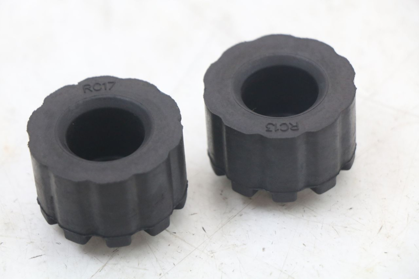 photo de SUPPORTO SERBATOIO CARBURANTE ROYAL ENFIELD CONTINENTAL GT 650 (2019 - 2024) - Zoom sullo stato d'uso