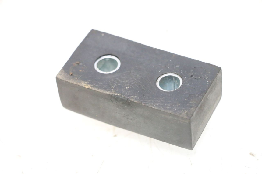 photo de SUPPORTO SERBATOIO CARBURANTE MASH SEVENTY FIVE 125 (2013 - 2021) - Dettaglio del componente