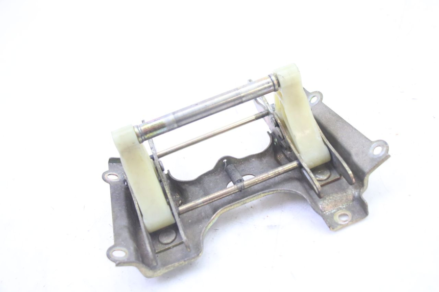 photo de SUPPORTO SERBATOIO CARBURANTE HONDA ST PAN EUROPEAN 1300 (2002 - 2013) - Dettaglio del componente