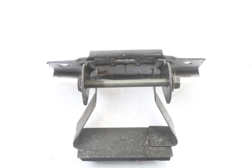 photo de SUPPORTO SERBATOIO CARBURANTE SUZUKI SV S 650 (1999 - 2002) - Dettagli dei punti di fissaggio