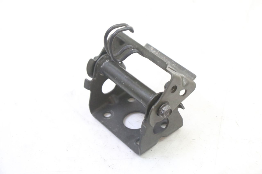 photo de SUPPORTO SERBATOIO CARBURANTE SUZUKI SV S 650 (2003 - 2009) - Dettaglio del componente