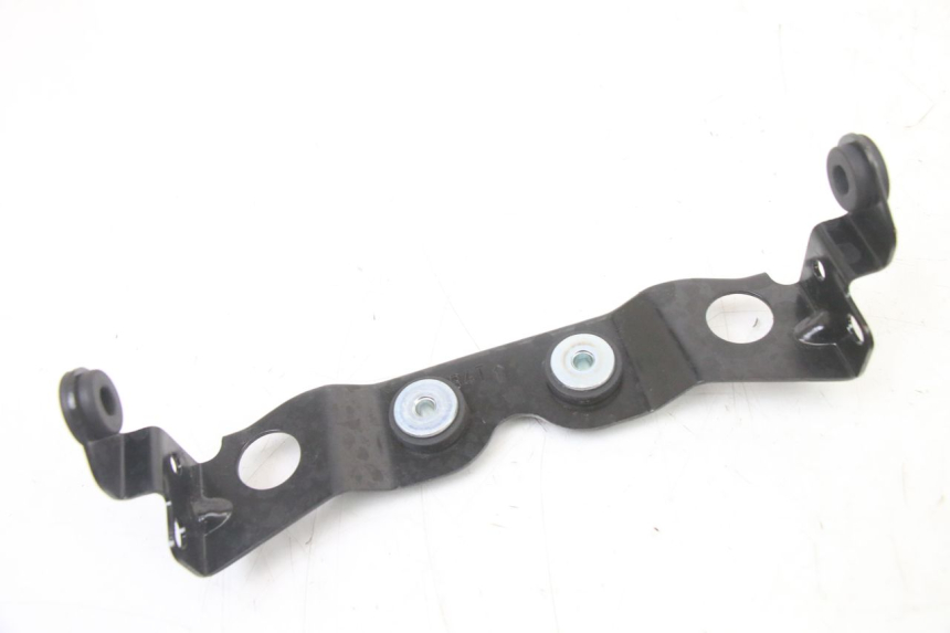 photo de SUPPORTO SERBATOIO CARBURANTE YAMAHA TRACER 7 700 (2020 - 2024) - Zoom sullo stato d'uso