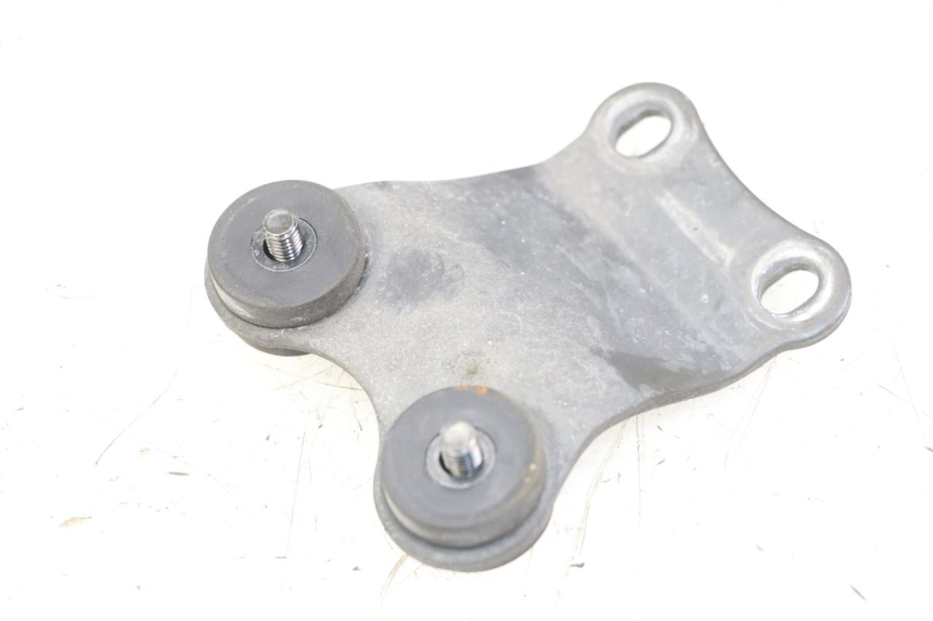 photo de SUPPORTO SERBATOIO CARBURANTE YAMAHA XJ6 ABS 600 (2008 - 2016) - Zoom sullo stato d'uso