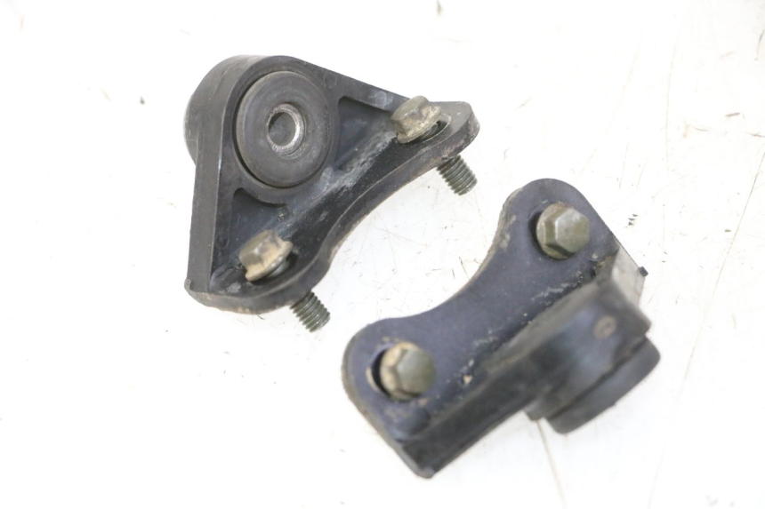 photo de SUPPORTO SERBATOIO CARBURANTE YAMAHA YZ 125 (1998 - 2005) - Vista principale