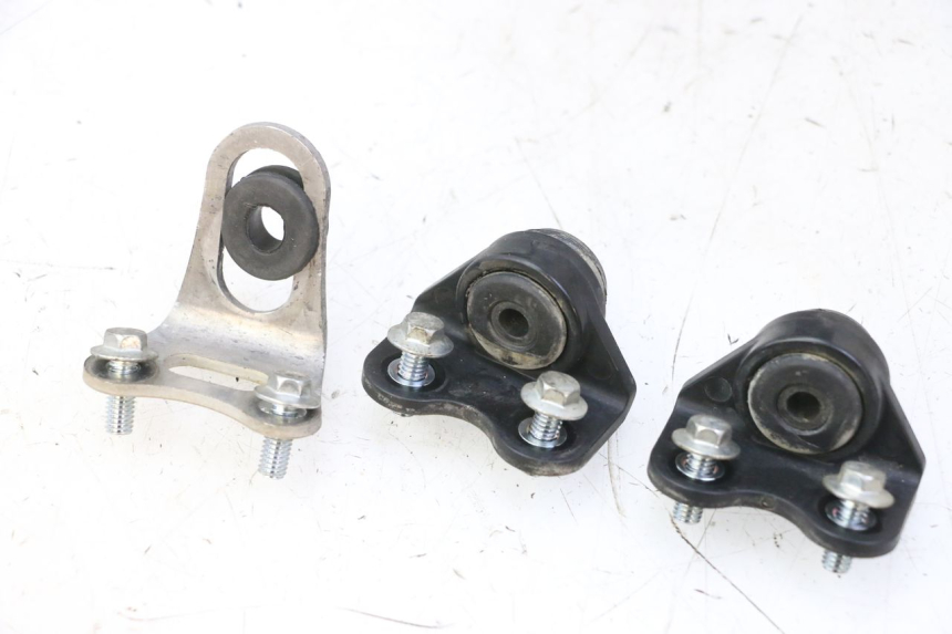 photo de SUPPORTO SERBATOIO CARBURANTE YAMAHA YZF YZ-F 450 (2014 - 2016) - Vista principale