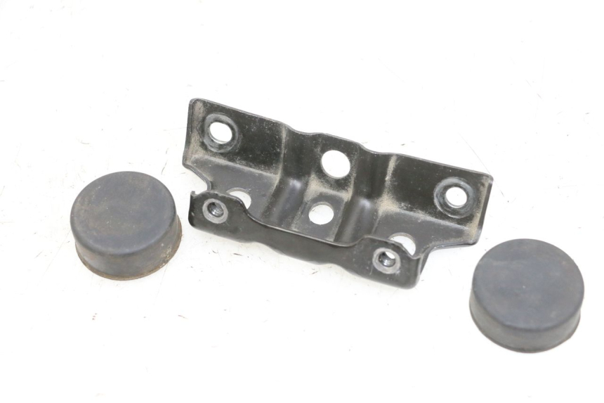 photo de SUPPORTO SERBATOIO CARBURANTE KAWASAKI ZR 7 750 (1999 - 2004) - Dettaglio del componente