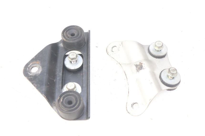 photo de SUPPORTO SERBATOIO KAWASAKI ZZR 600 (1995 - 2004) - Vista principale