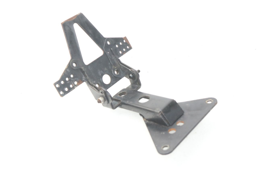 photo de SUPPORTO TARGA MV AGUSTA BRUTALE R WALLY 910 (2008 - 2008) - Dettaglio del componente