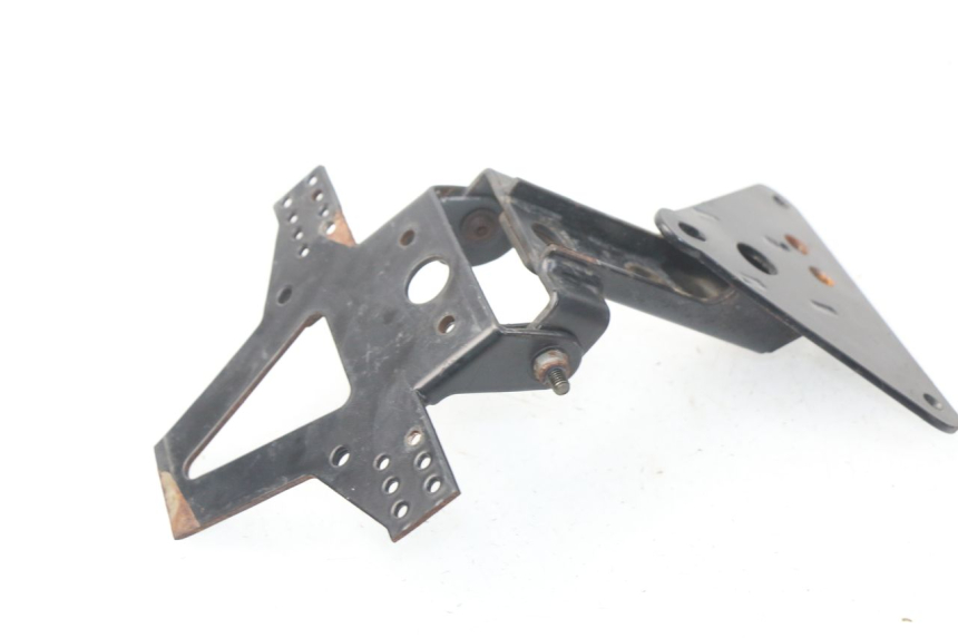 photo de SUPPORTO TARGA MV AGUSTA BRUTALE R WALLY 910 (2008 - 2008) - Altra angolazione