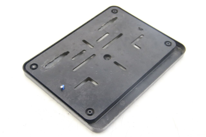 photo de SUPPORTO TARGA YAMAHA BW'S BWS 125 (2010 - 2013) - Stato della superficie e materiale