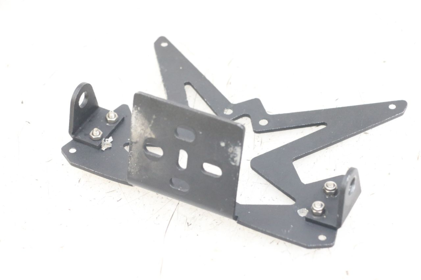 photo de PORTATARGA KAWASAKI ER-6 ER6 N 650 (2012 - 2016) - Dettaglio del componente