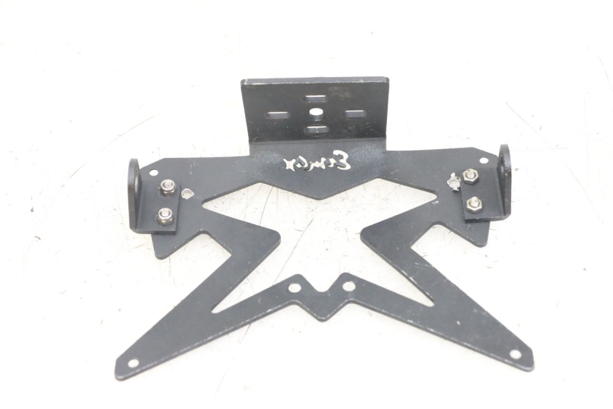 photo de PORTATARGA KAWASAKI ER-6 ER6 N 650 (2012 - 2016) - Zoom sullo stato d'uso