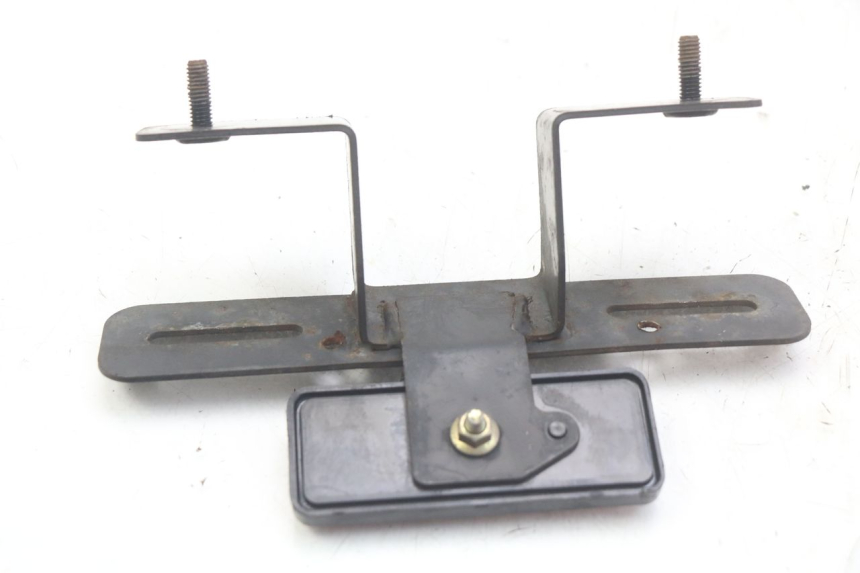 photo de SUPPORTO TARGA SYM JET EURO X 2T 50 (2003 - 2007) - Zoom sullo stato d'uso