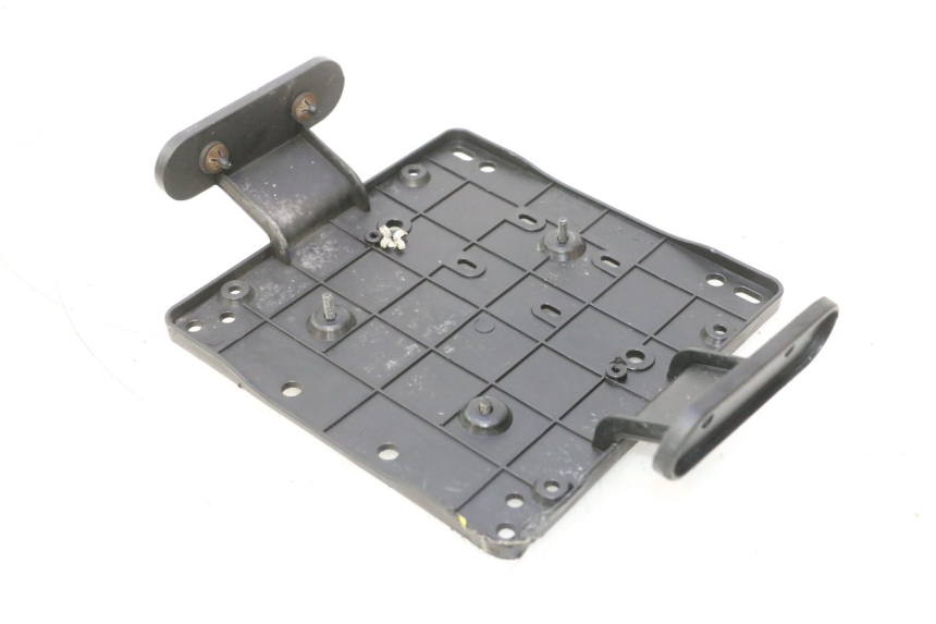 photo de PORTATARGA PIAGGIO MP3 HPE 530 (2022 - 2026) - Dettaglio del componente