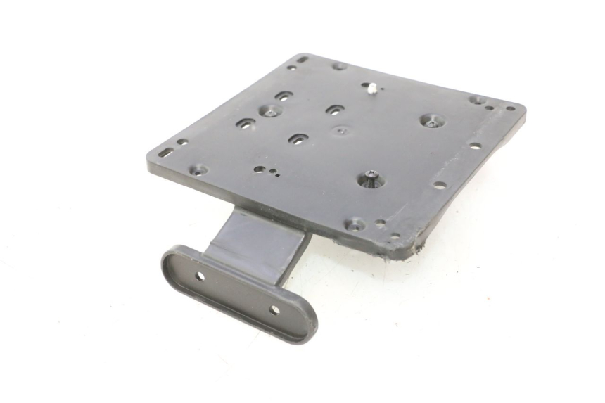 photo de PORTATARGA PIAGGIO MP3 HPE 530 (2022 - 2026) - Vista d'insieme del prodotto