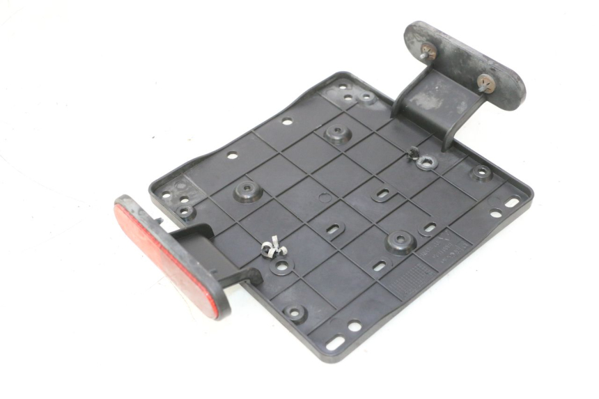 photo de PORTATARGA PIAGGIO MP3 500 (2016 - 2018) - Zoom sullo stato d'uso