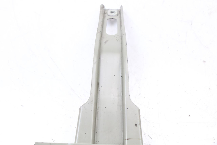 photo de PORTATARGA APRILIA SR 2T 50 (2018 - 2022) - Zoom sullo stato d'uso