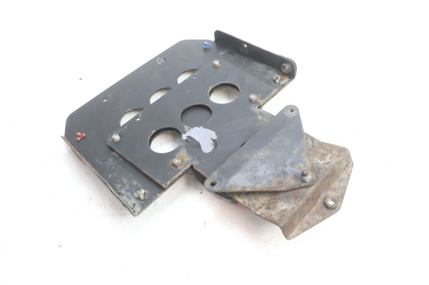 photo de PORTATARGA YAMAHA TDM ABS 900 (2002 - 2014) - Dettagli dei punti di fissaggio