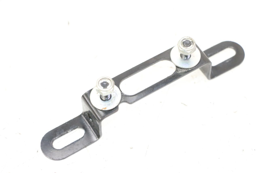 photo de PORTATARGA YAMAHA XMAX X-MAX 125 (2021 - 2025) - Dettaglio del componente