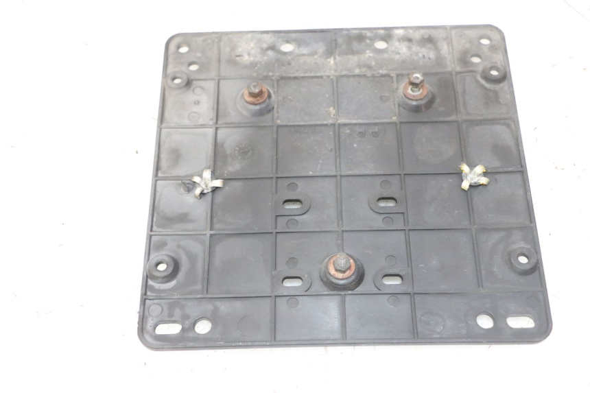 photo de PORTATARGA PIAGGIO X9 EVOLUTION 125 (2003 - 2007) - Dettaglio del componente