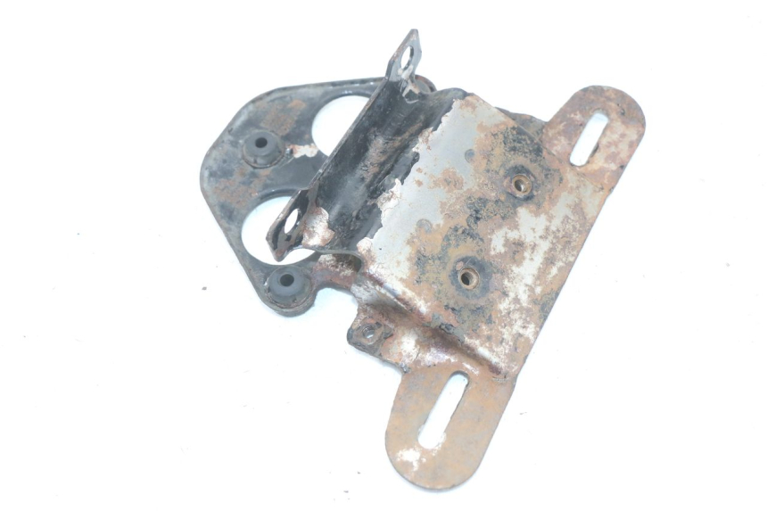 photo de PORTATARGA YAMAHA XJ F 900 (1983 - 1994) - Dettagli dei punti di fissaggio