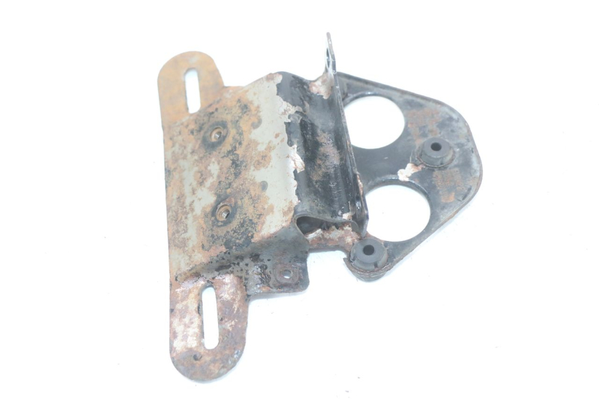 photo de PORTATARGA YAMAHA XJ F 900 (1983 - 1994) - Stato della superficie e materiale