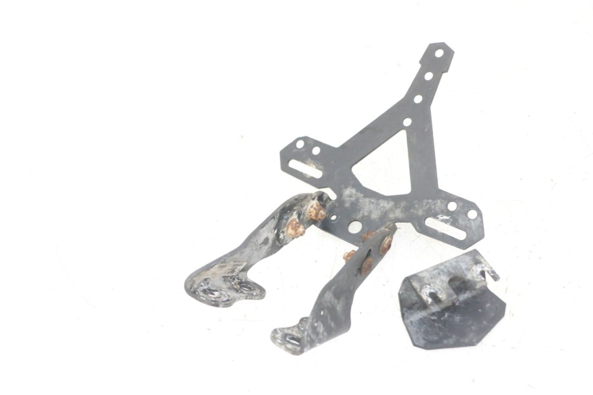 photo de PORTATARGA YAMAHA XJ6 ABS 600 (2008 - 2016) - Zoom sullo stato d'uso