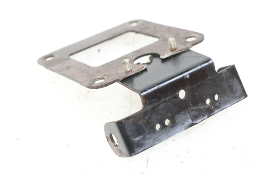 photo de PORTATARGA YAMAHA FZ1 FAZER 1000 (2007 - 2009) - Altra angolazione