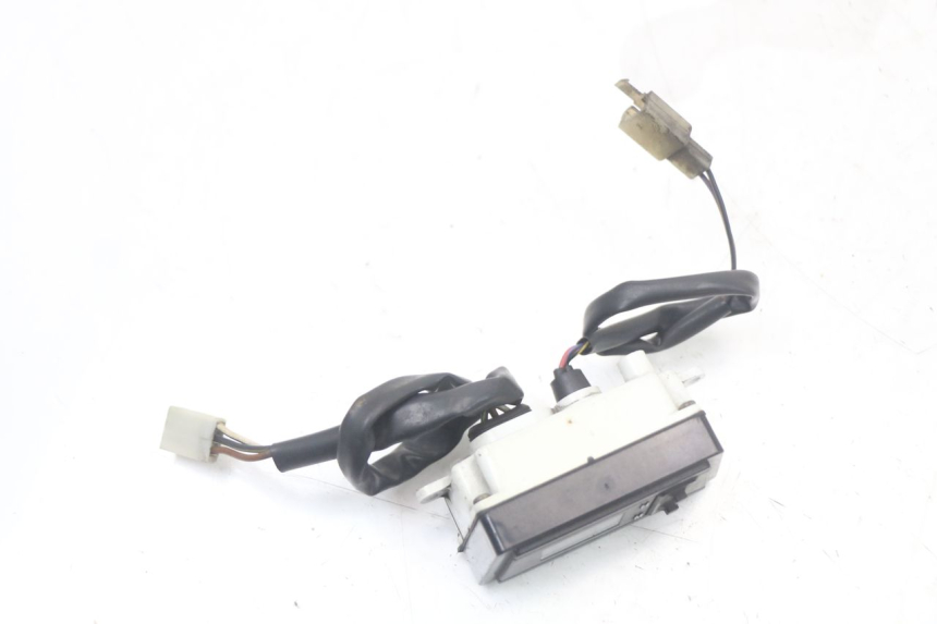 photo de CRUSCOTTO KAWASAKI GTR 1000 (1994 - 2004) - Zoom sullo stato d'uso