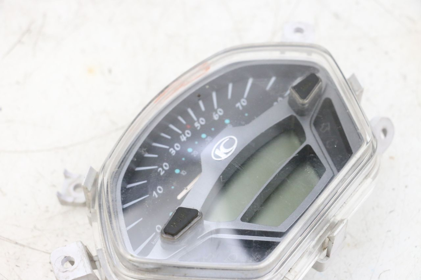 photo de CRUSCOTTO KYMCO LIKE 4T 50 (2019 - 2025) - Primo piano tecnico