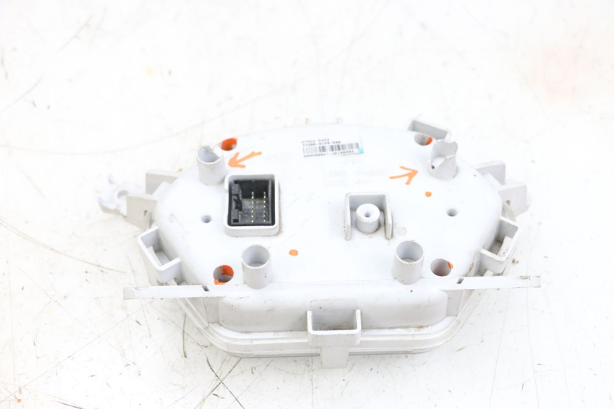 photo de CRUSCOTTO KYMCO LIKE 4T 50 (2019 - 2025) - Dettagli dei punti di fissaggio